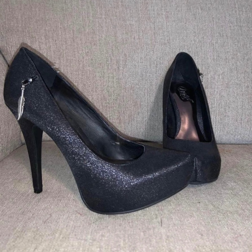 High heels by carlos santana